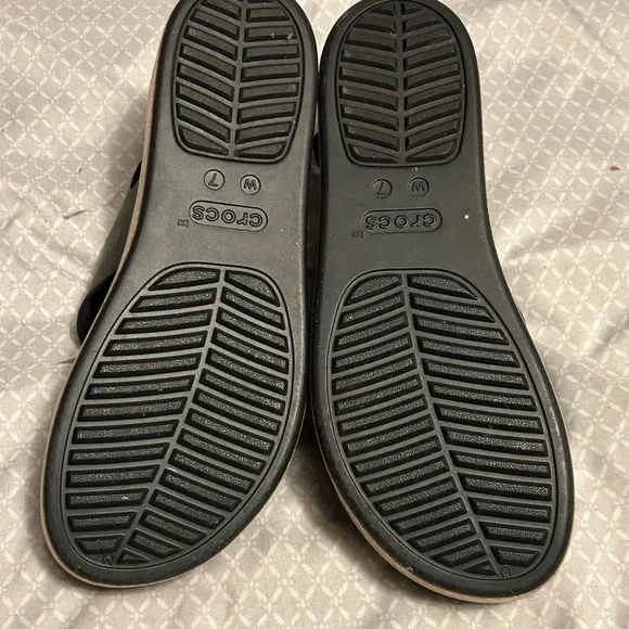 CROCS Brooklyn Cork Low Wedge - Picture 4 of 4